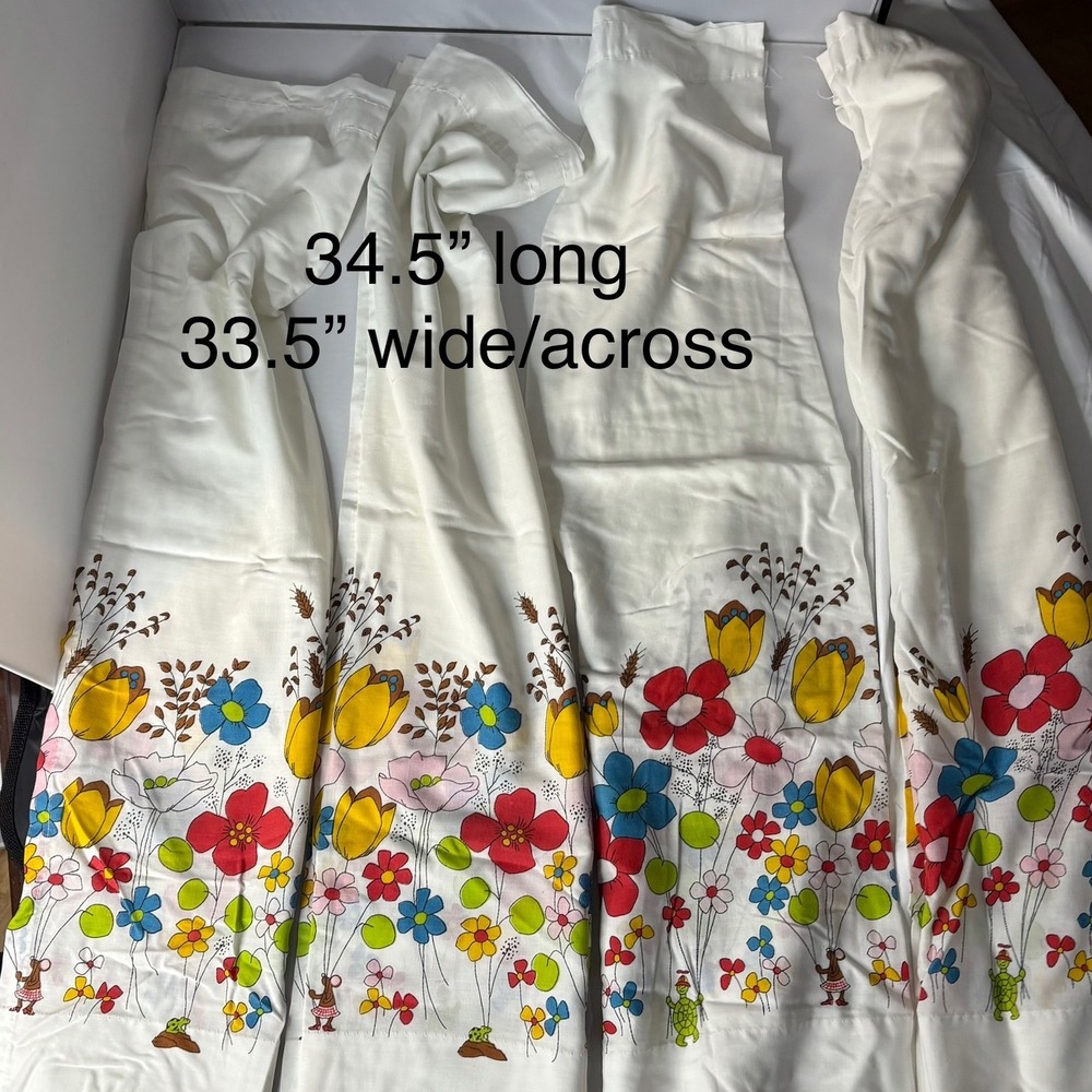Fashion Manor JCPenney Vintage Floral‎ Curtain Panel Colorful Flowers Mice 1970s
